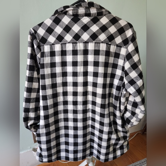 Heavy black and white checkered Flannel jacket size L with fluffy lining - Picture 2 of 3